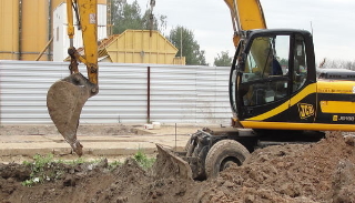 Выкопать яму экскаватором в Заволжье от 932 руб. - 2Землекопа-Звл